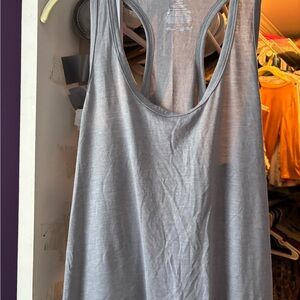 Gray Sleeveless Women's tank top. Size 12-14 Athletic